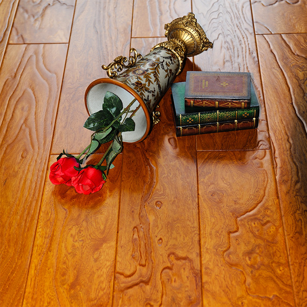 歐派實(shí)木多層地板